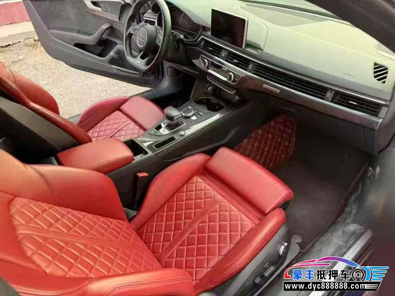 19年奥迪S5轿车抵押车出售