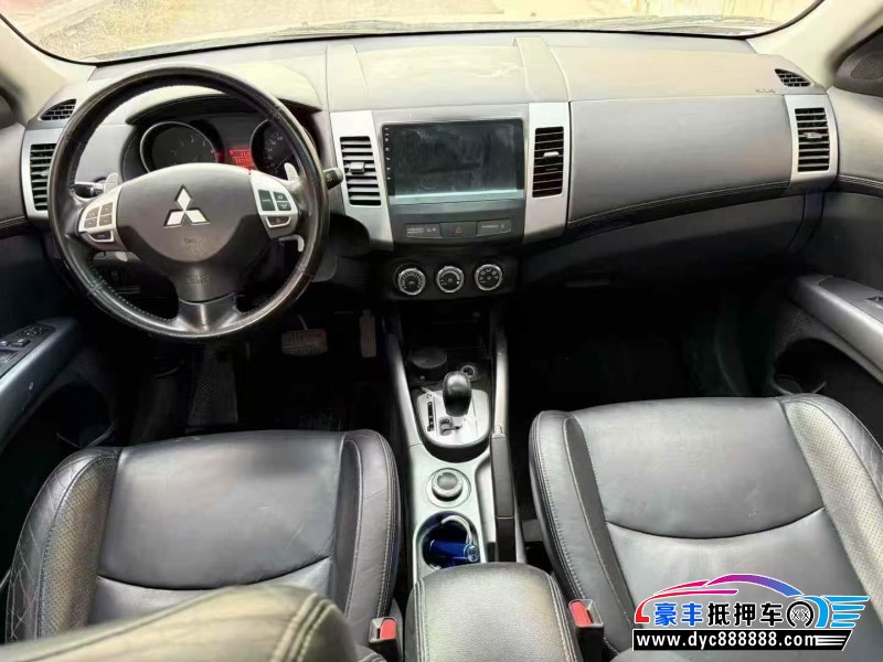 14年三菱欧蓝德SUV抵押车出售