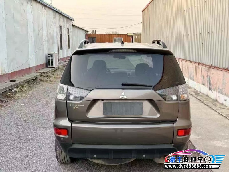 14年三菱欧蓝德SUV抵押车出售