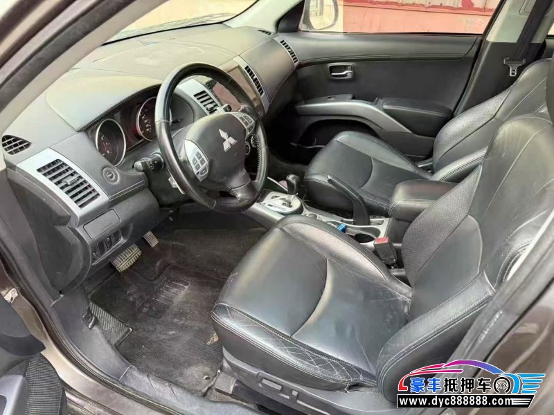 14年三菱欧蓝德SUV抵押车出售