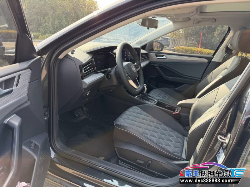 24年大众速腾轿车抵押车出售