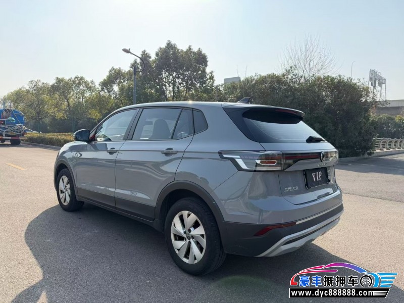 25年大众途岳轿车抵押车出售