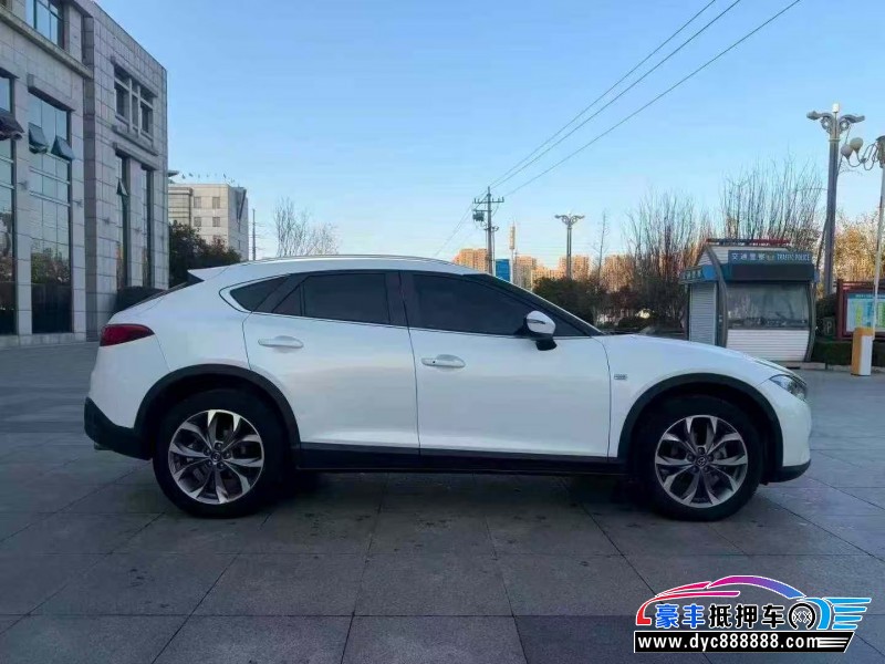 17年马自达CX-4轿车抵押车出售