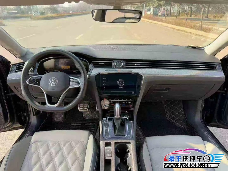 22年大众迈腾轿车抵押车出售