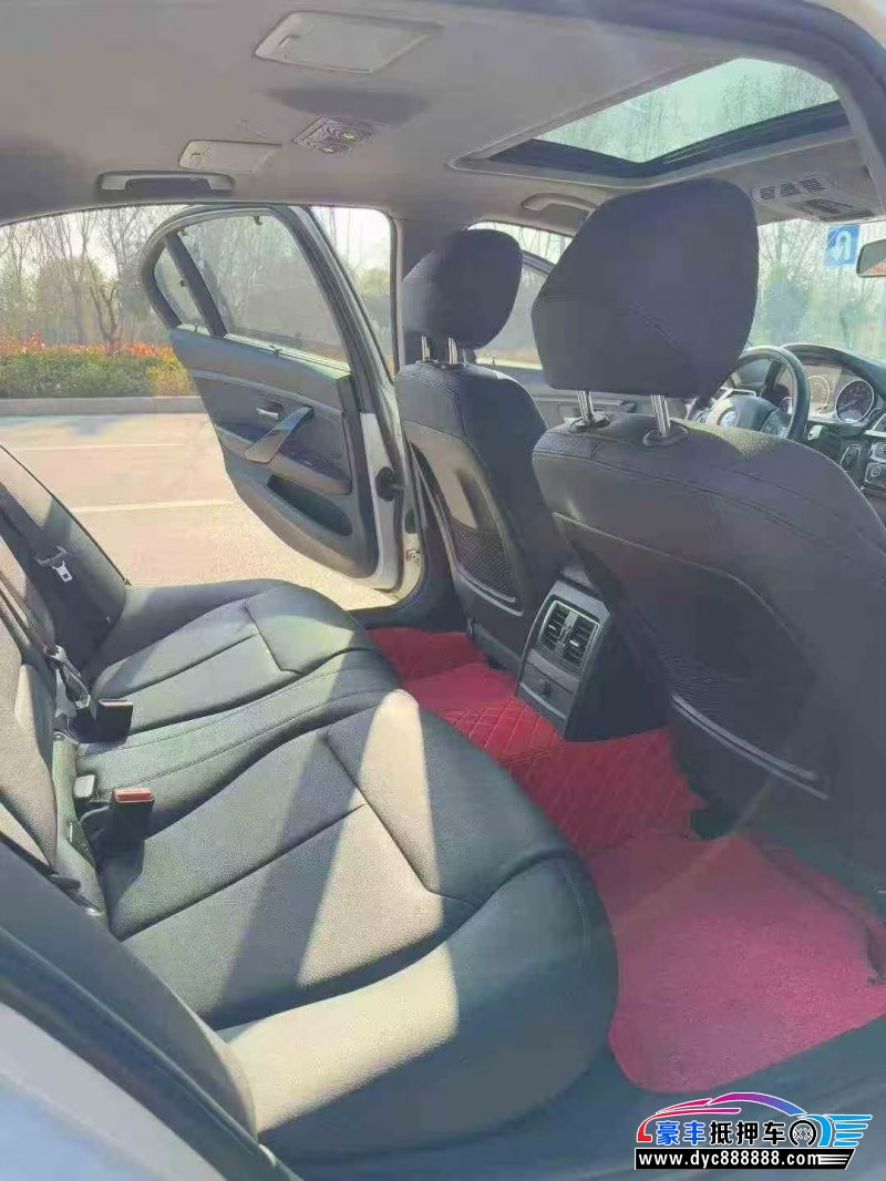 19年宝马3系轿车抵押车出售