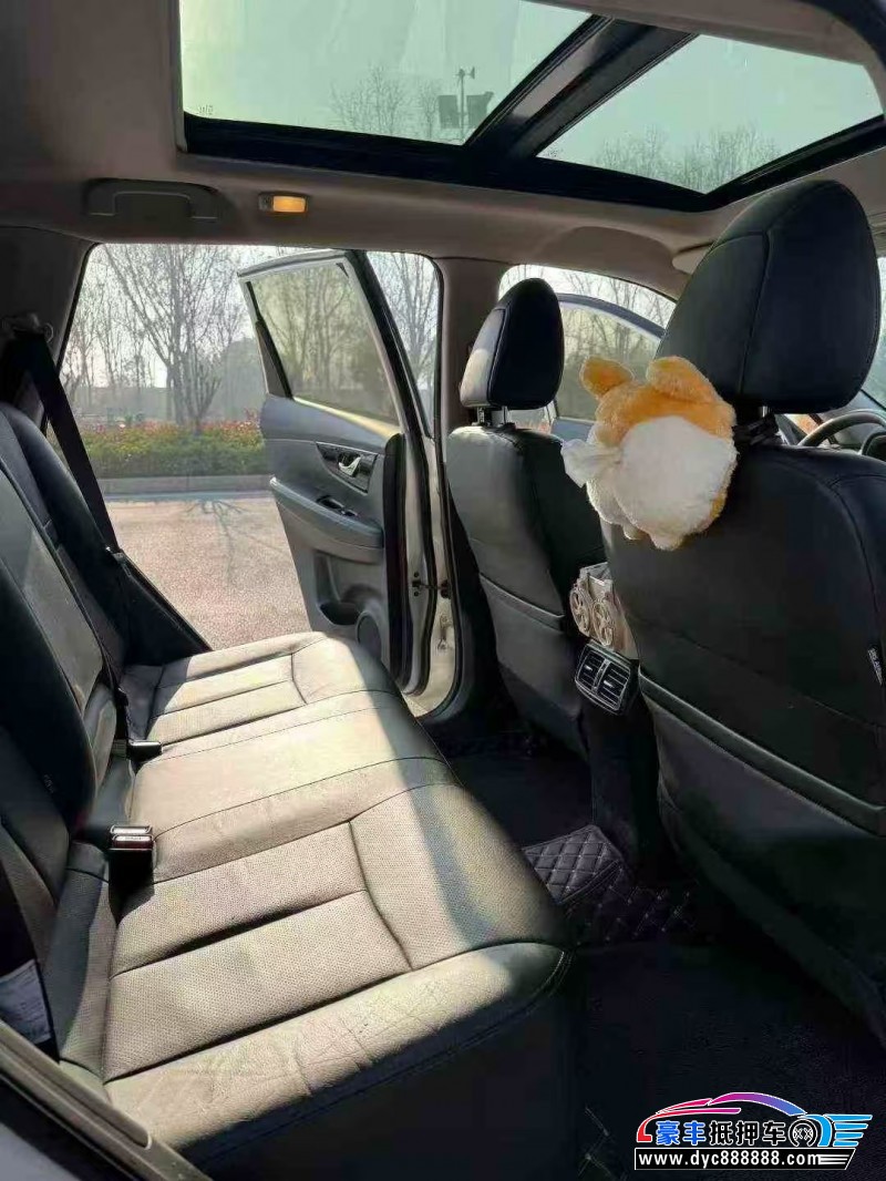 19年日产奇骏轿车抵押车出售