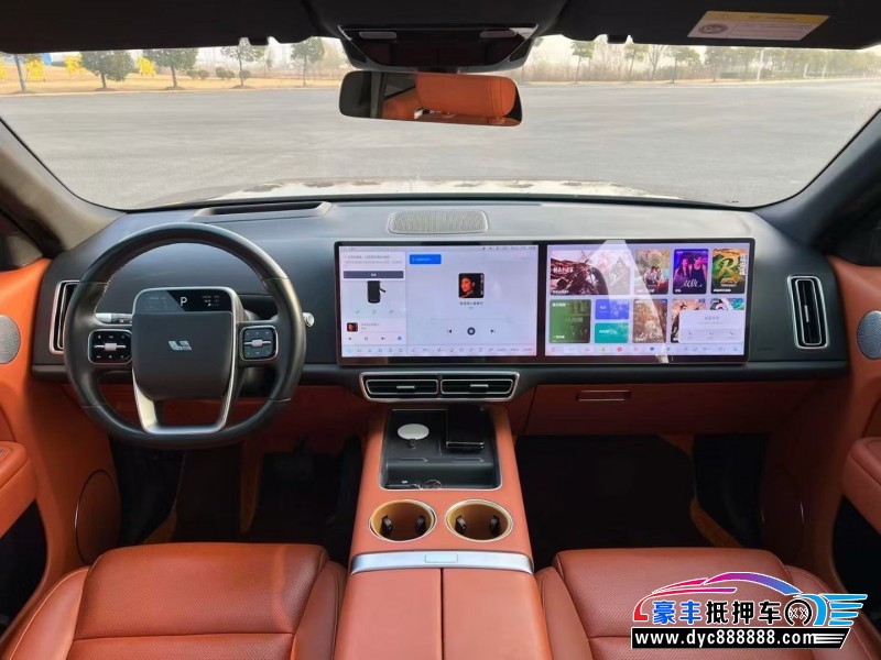 23年理想L8轿车抵押车出售