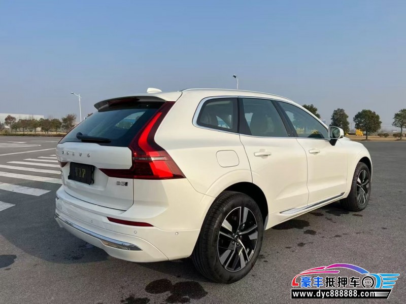 25年沃尔沃XC60轿车抵押车出售