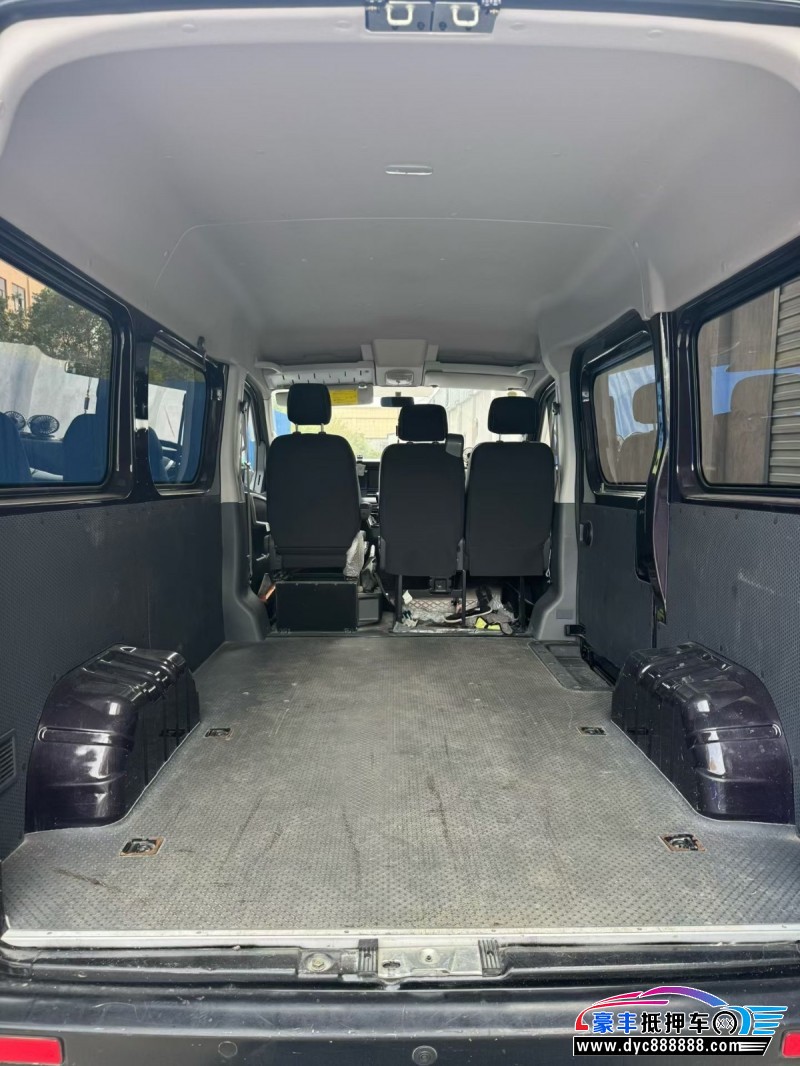 23年东风御风轿车抵押车出售