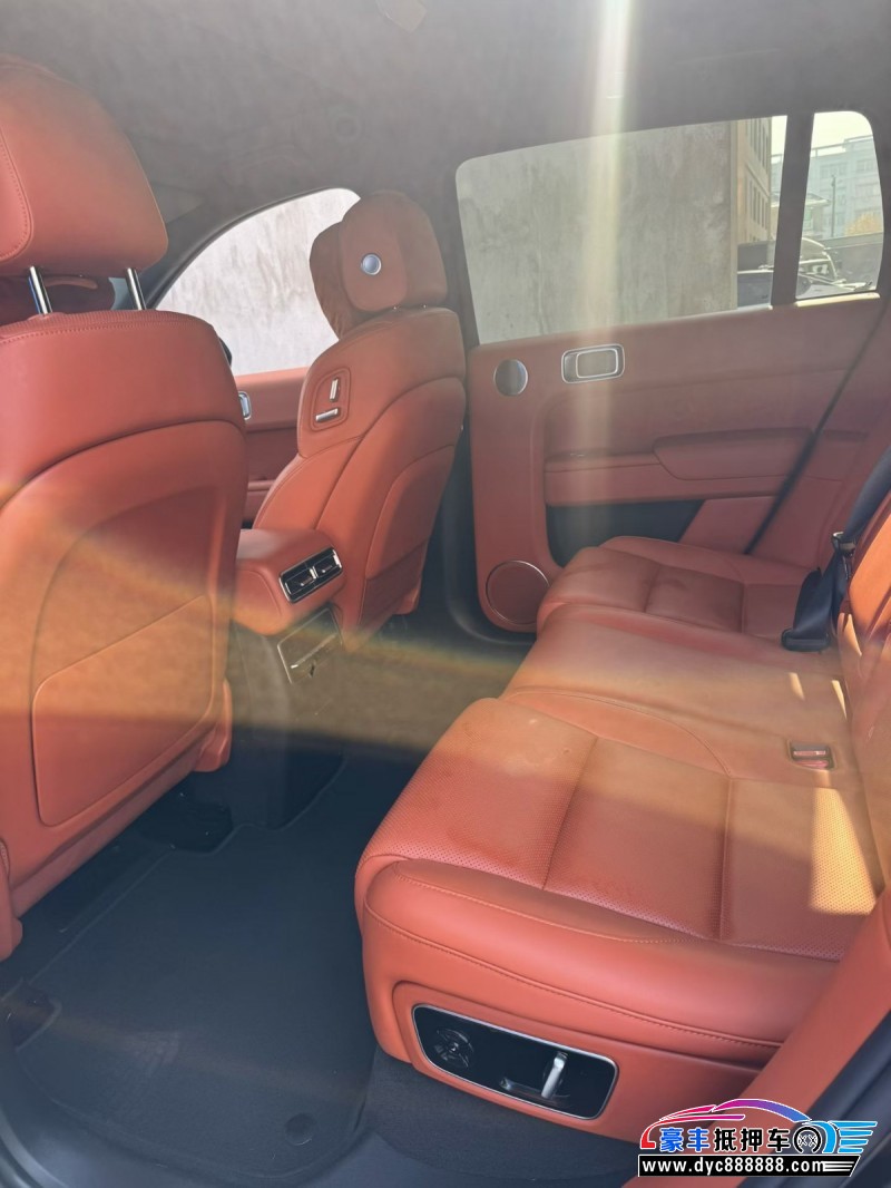 23年理想L7轿车抵押车出售