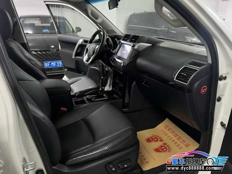 18年丰田普拉多（霸道）轿车抵押车出售