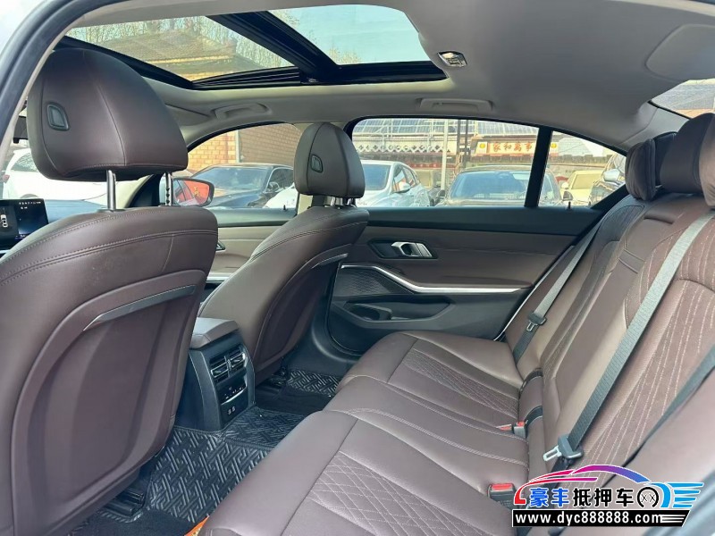 23年宝马3系轿车抵押车出售