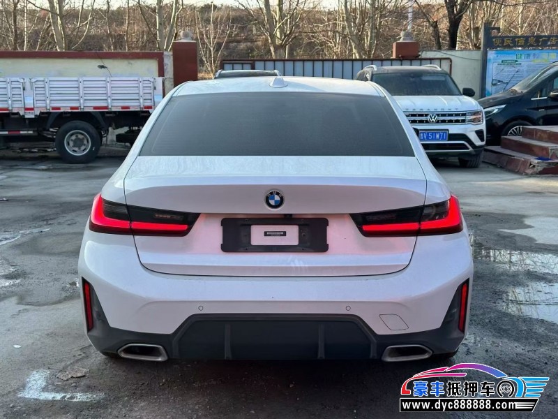 23年宝马3系轿车抵押车出售