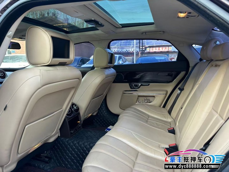 13年捷豹XJL轿车抵押车出售