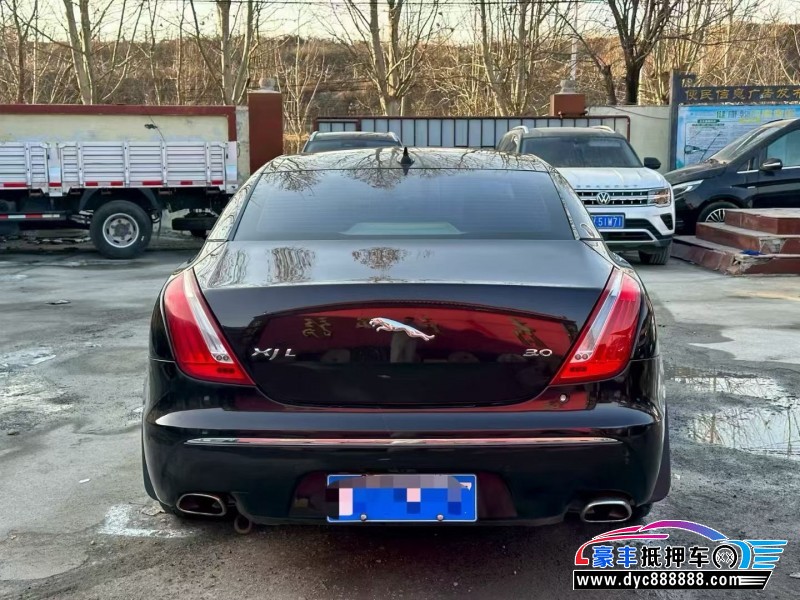 13年捷豹XJL轿车抵押车出售