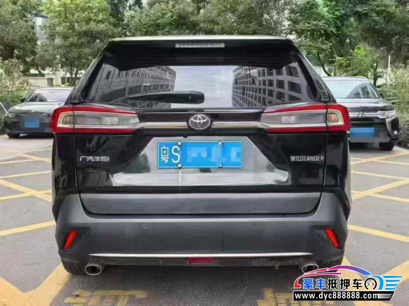 22年丰田威兰达轿车抵押车出售