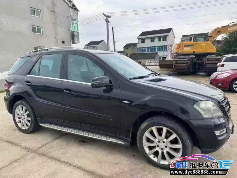 11年奔驰ML轿车抵押车出售