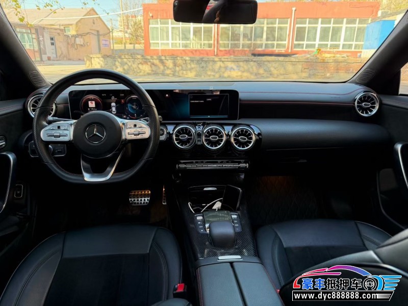 20年奔驰CLA轿车抵押车出售