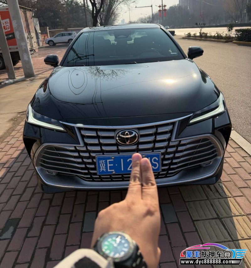 25年丰田亚洲龙轿车抵押车出售