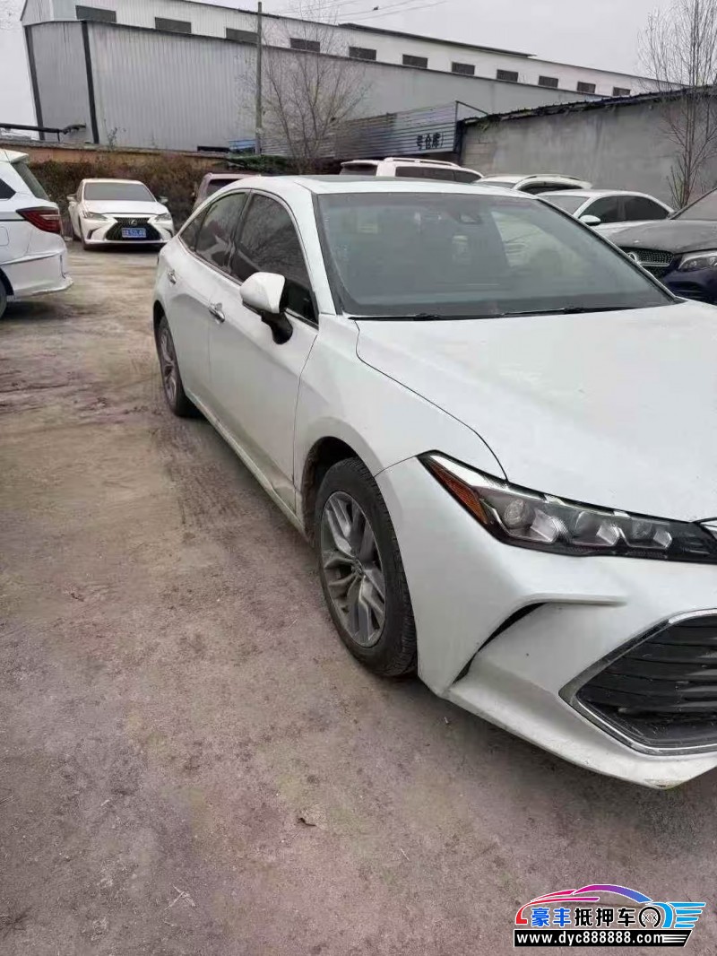 22年丰田亚洲龙轿车抵押车出售