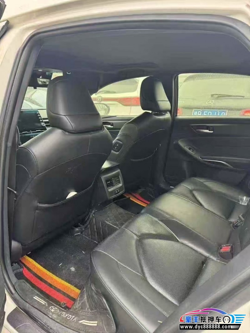 22年丰田亚洲龙轿车抵押车出售