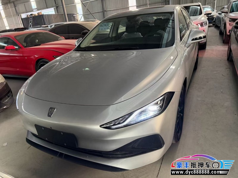 25年荣威D7轿车抵押车出售