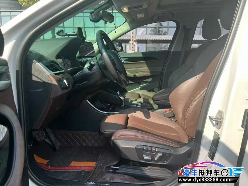 16年奥迪A3轿车抵押车出售