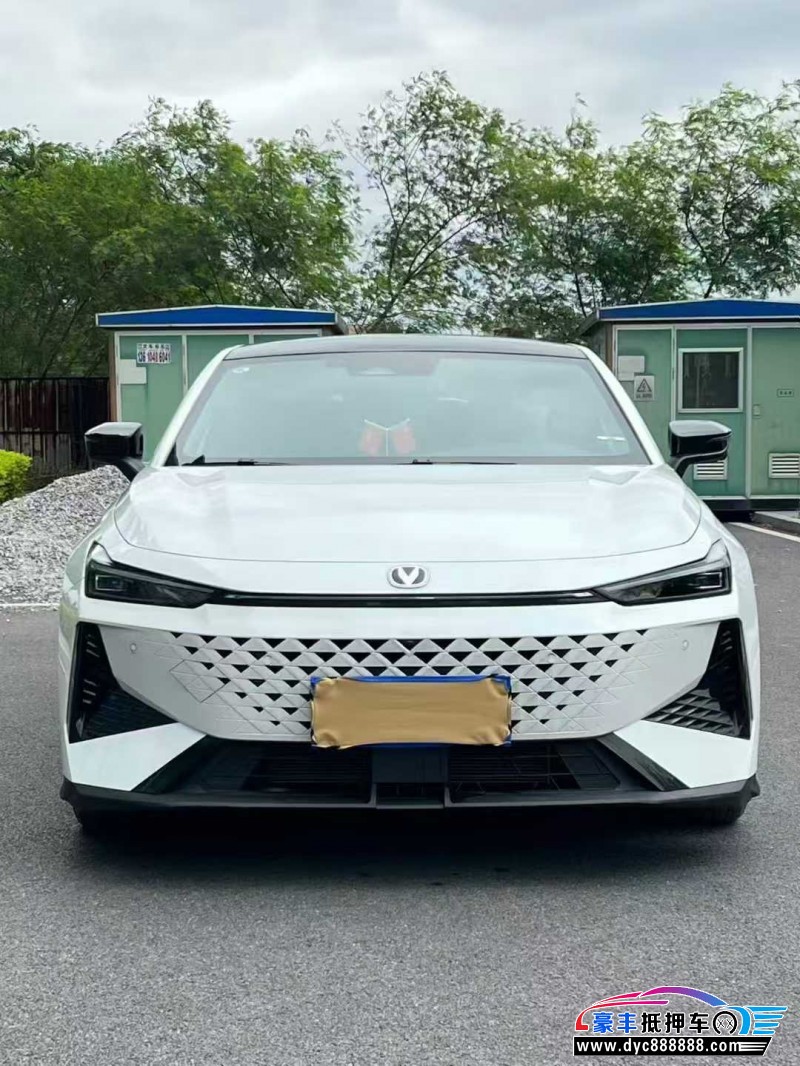 24年长安长安UNI轿车