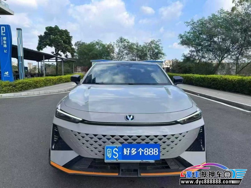 25年长安长安UNI轿车