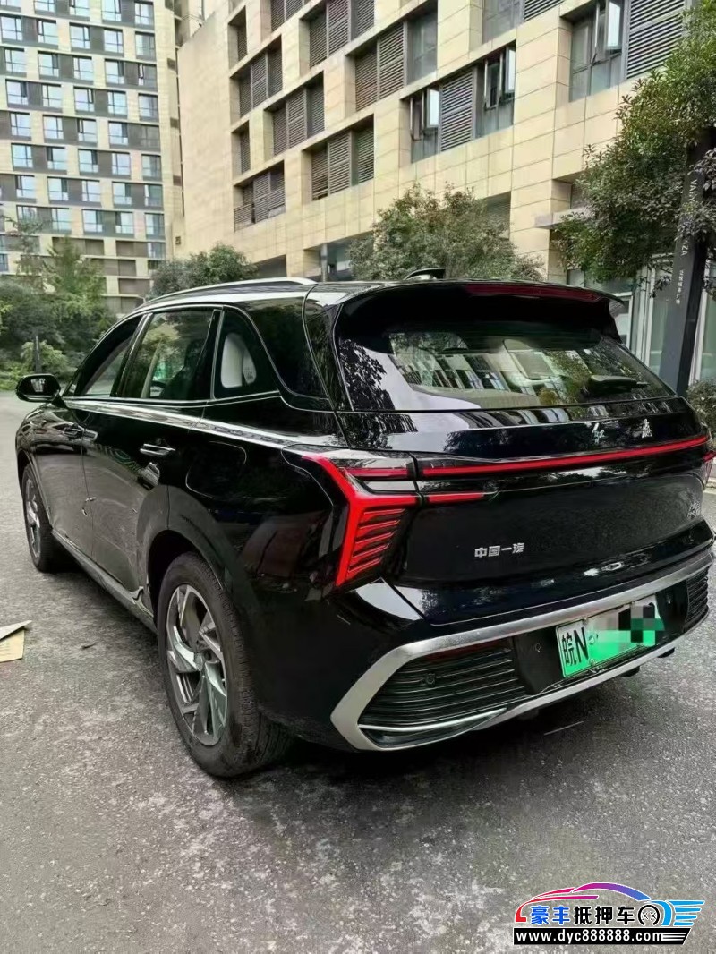 25年红旗HS3轿车抵押车出售