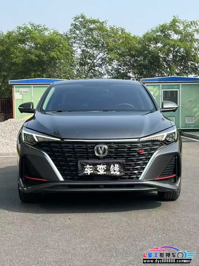 24年长安逸动轿车