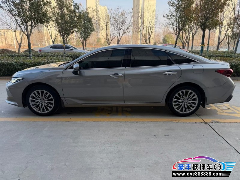 24年丰田亚洲龙轿车抵押车出售