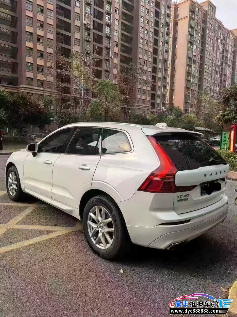 19年沃尔沃XC60轿车抵押车出售