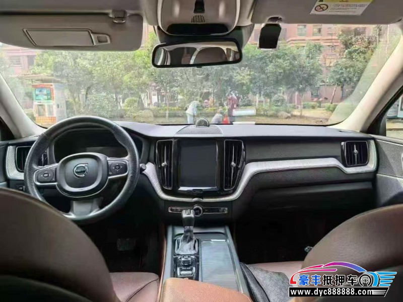19年沃尔沃XC60轿车抵押车出售
