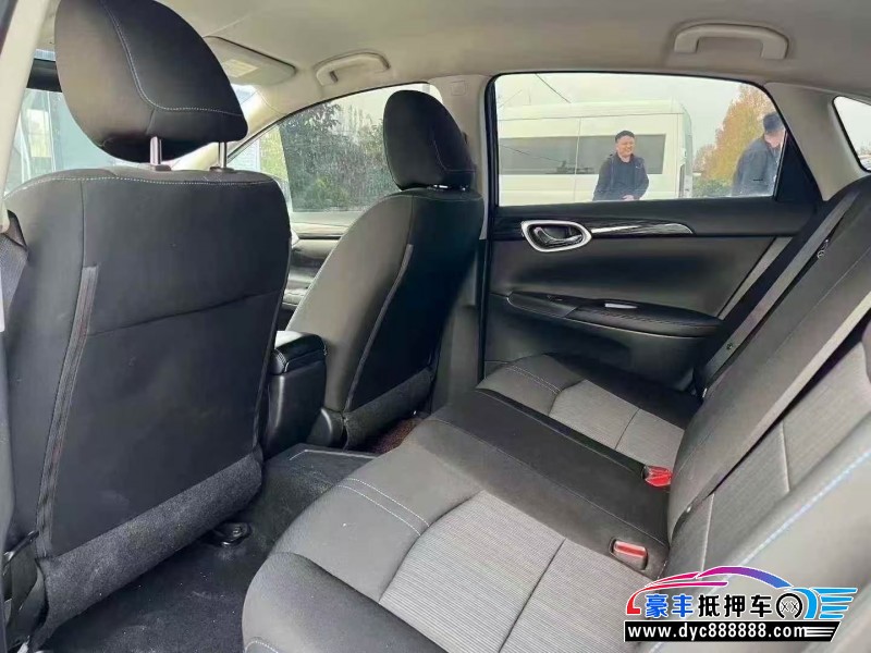 21年日产轩逸轿车抵押车出售