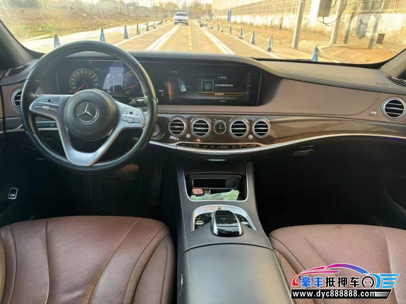 18年奔驰S轿车抵押车出售