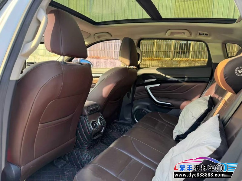 17年WEYVV7轿车抵押车出售