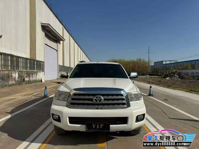 14年丰田红杉轿车抵押车出售