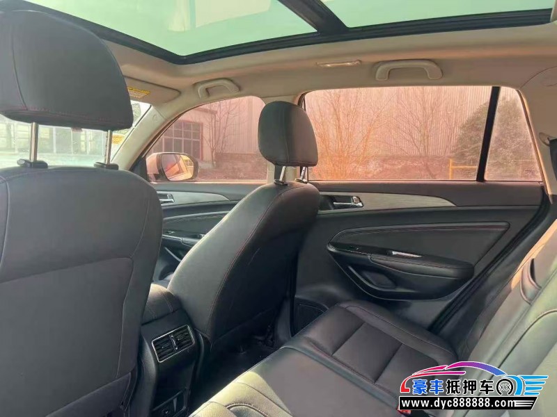 17年长安CS75轿车抵押车出售