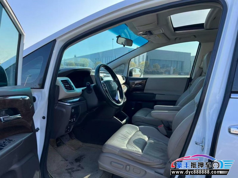 18年本田奥德赛轿车抵押车出售