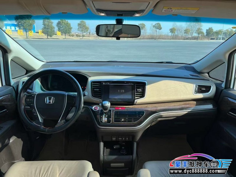 18年本田奥德赛轿车抵押车出售