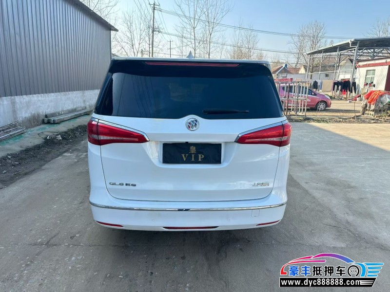 18年别克GL8轿车抵押车出售