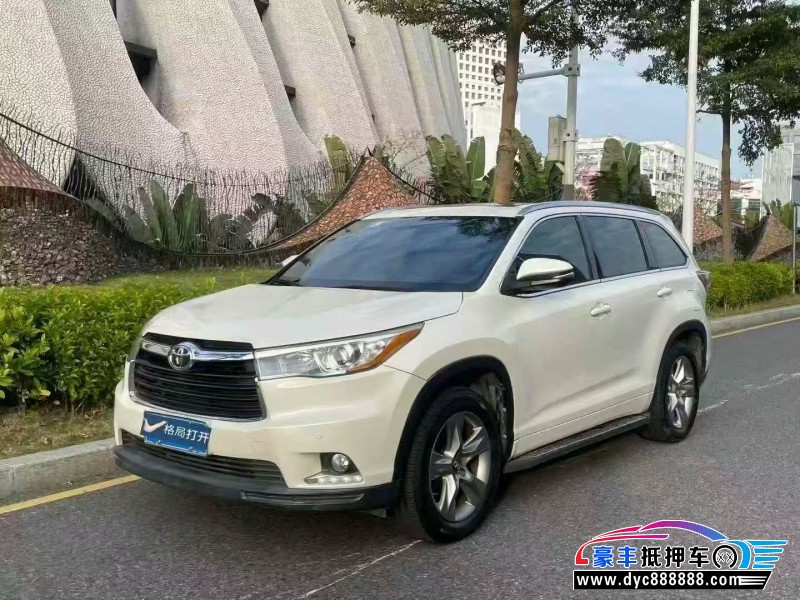 17年丰田汉兰达轿车抵押车出售