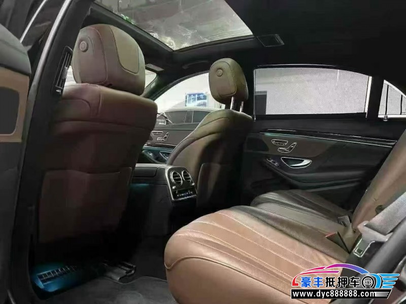 20年奔驰S轿车抵押车出售