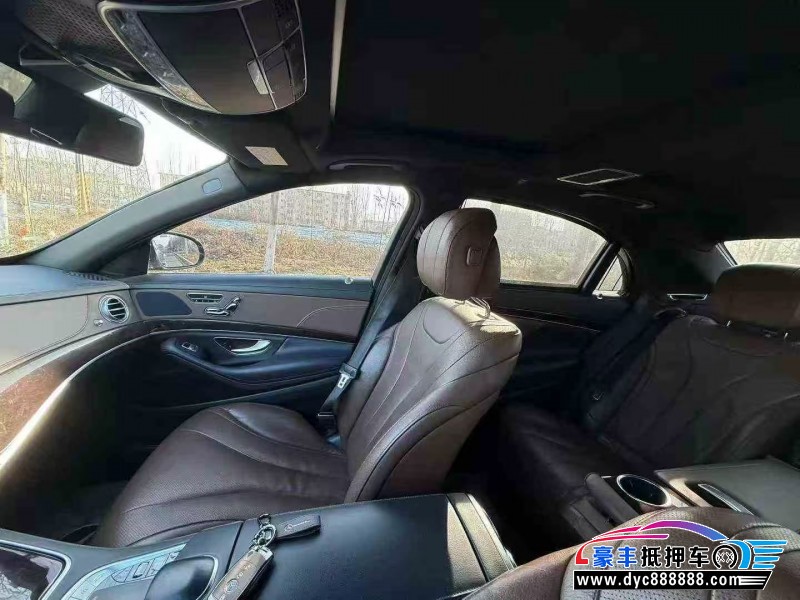 19年奔驰S轿车抵押车出售