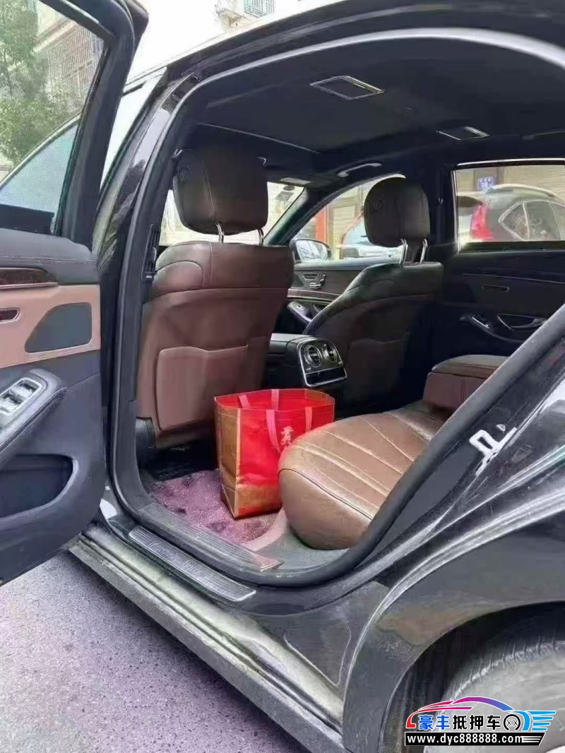 17年奔驰S轿车抵押车出售