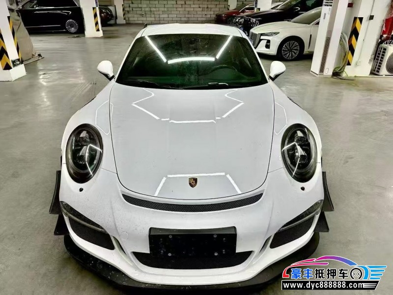 17年保时捷911轿车