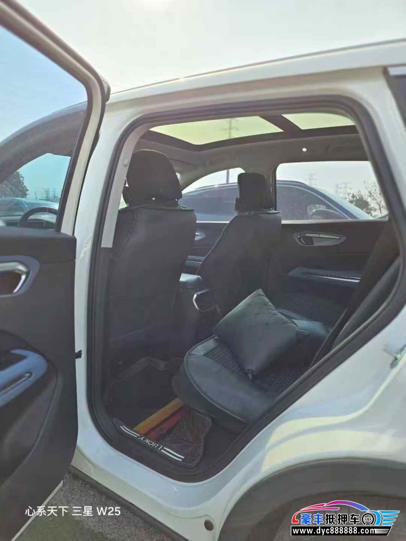 23年奔腾T90轿车抵押车出售