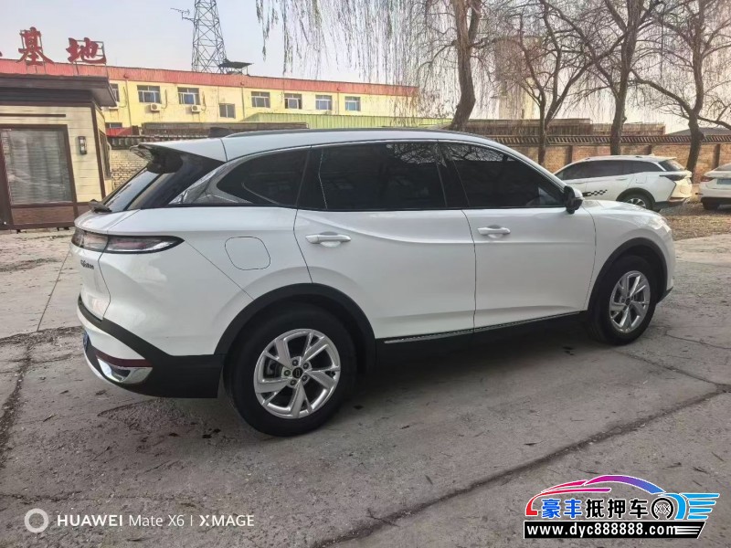 24年奔腾T90轿车抵押车出售