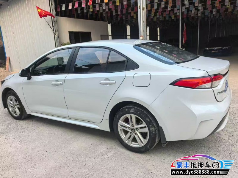 21年丰田雷凌轿车抵押车出售